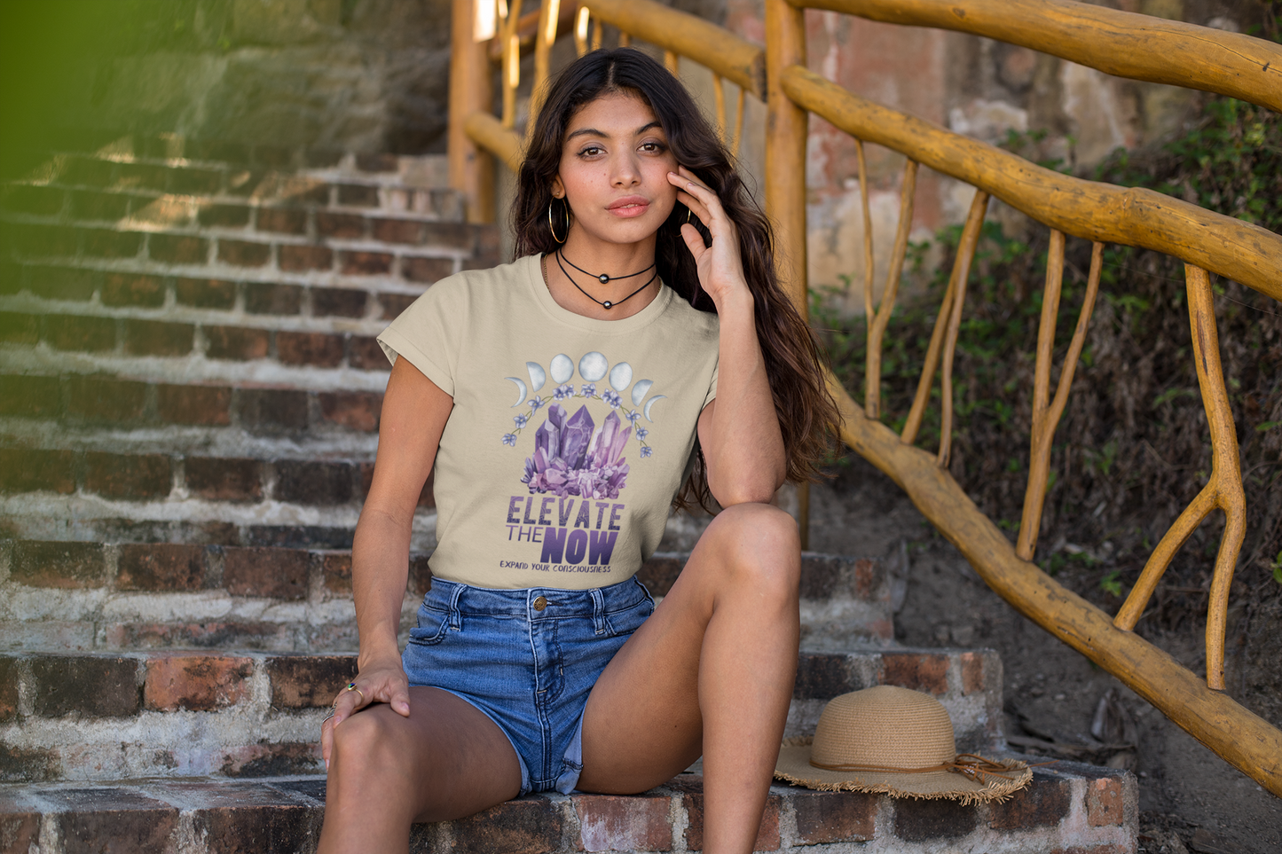 ORGANIC COTTON AMETHYST CRYSTAL T-SHIRT